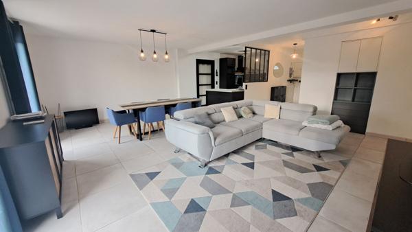 Maison A louer meublée contemporaine plain-pied Saint Perdon 3 chambres