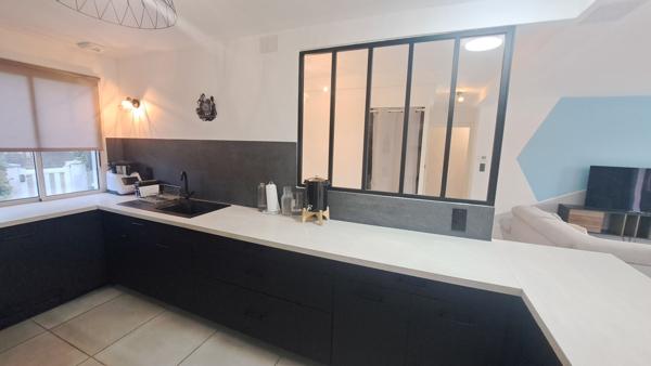 Maison A louer meublée contemporaine plain-pied Saint Perdon 3 chambres