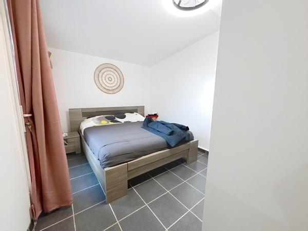 Une maison absolument charmante, rare sur le marché DE PLAIN PIED