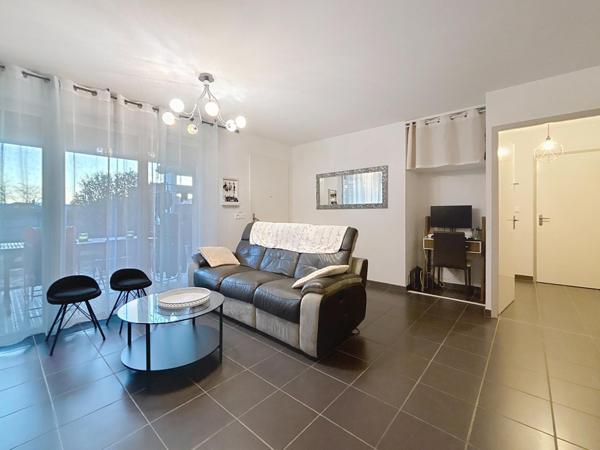 Une maison absolument charmante, rare sur le marché DE PLAIN PIED