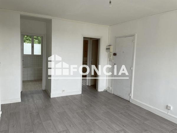 Location Appartement 3 pièces 52.14 m² - 15 AVENUE DE PARIS Chateau Thierry 02400