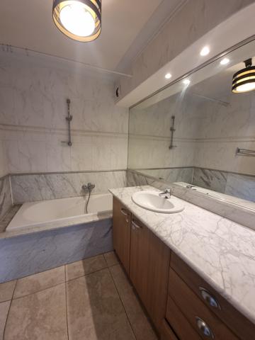 Casatorra (20620) T4 Dernièr étage, balcon plein Sud