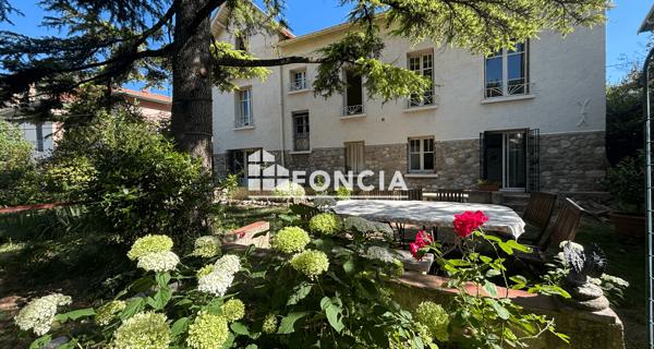 À vendre Maison 9 pièces 236.84 m² - Digne-les-bains 04000