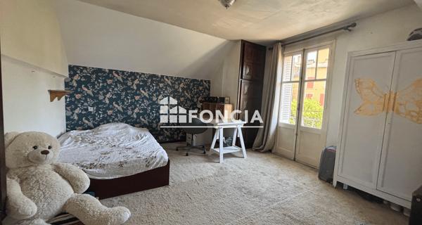 À vendre Maison 9 pièces 236.84 m² - Digne-les-bains 04000