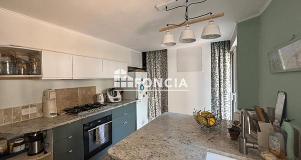 À vendre Maison 9 pièces 236.84 m² - Digne-les-bains 04000