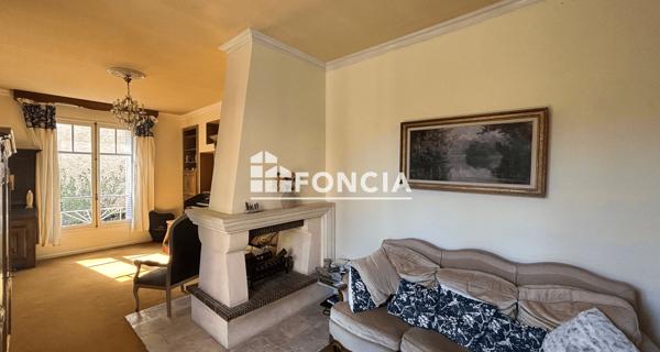 À vendre Maison 9 pièces 236.84 m² - Digne-les-bains 04000