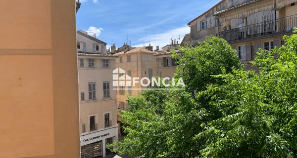 À vendre Appartement 4 pièces 83.2 m² - Aix-en-provence 13100