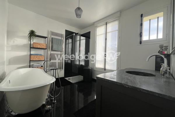 Maison à vendre 8 pièces de 165 m² à Mantes-la-Jolie