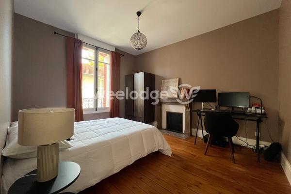 Maison à vendre 8 pièces de 165 m² à Mantes-la-Jolie