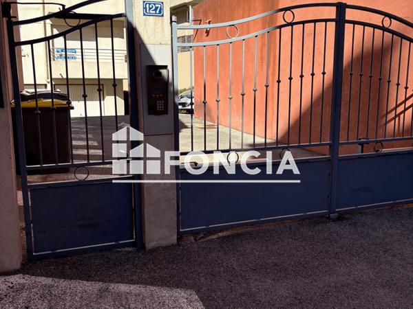 Location Studio meublé 27 m² - les bastides Six-fours-les-plages 83140