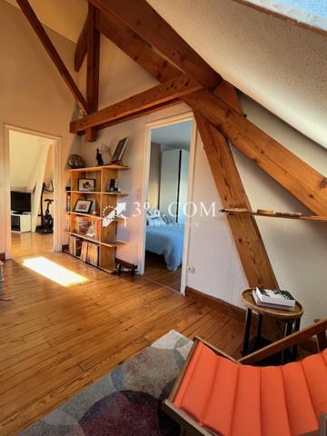 Appartement 5 pièce(s) 3 chambre(s) 109.2 m²