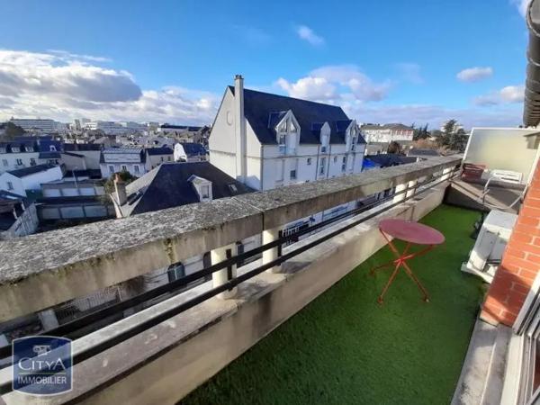 Appartement à louer 2 pièces 39m² Tours (37000)