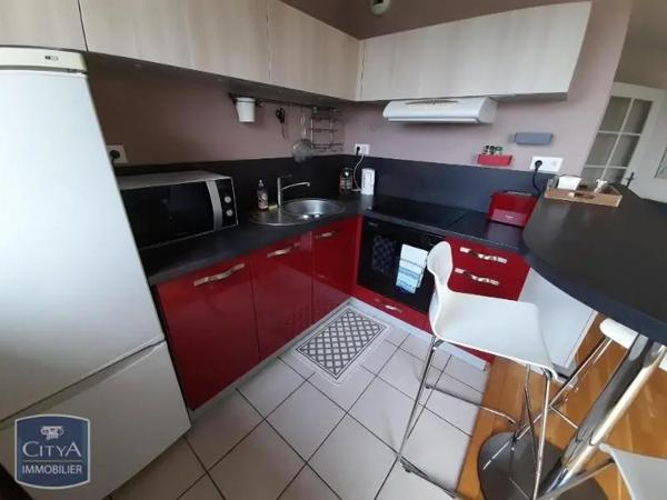 Appartement à louer 2 pièces 39m² Tours (37000)