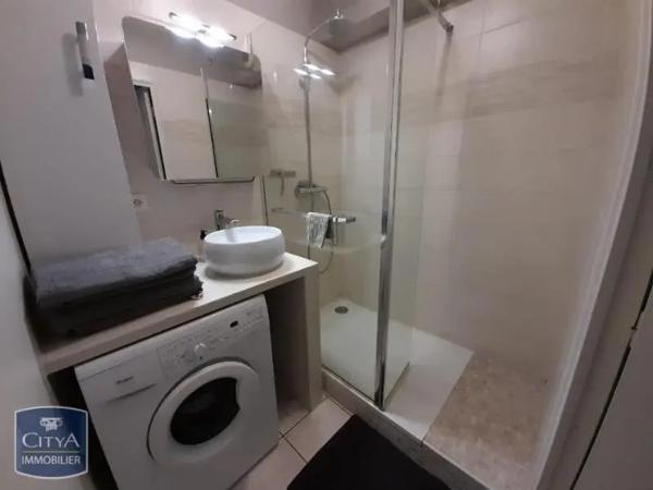 Appartement à louer 2 pièces 39m² Tours (37000)