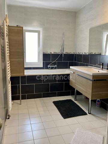 Rare maison de village 120 m² avec cour et terrasse – PAULHAN (34)