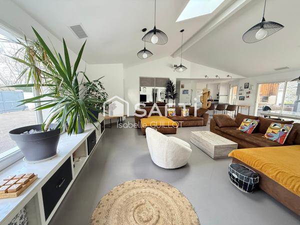 Maison 240 m2 avec dépendances