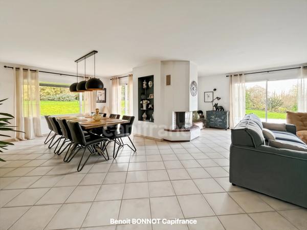 🏡 EXCLUSIVITÉ – Maison d’exception avec vue dégagée, piscine et prestations haut de gamme à Quimper
