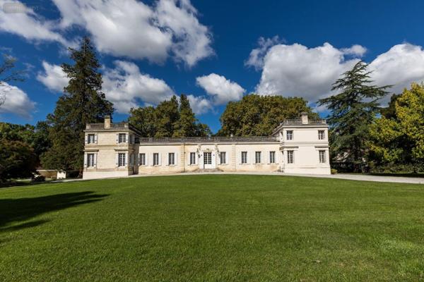 Château à vendre à Gradignan en Gironde (33170), ref : 33010/103   
Centre