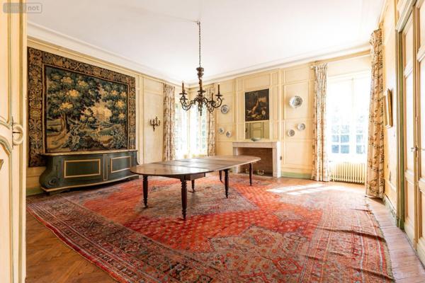 Château à vendre à Gradignan en Gironde (33170), ref : 33010/103   
Centre