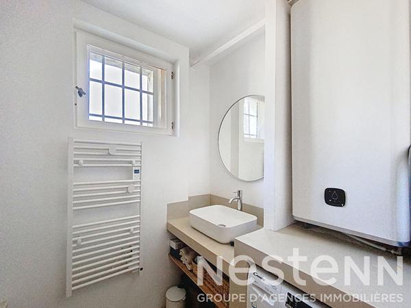 Maison ancienne rénovée 97 m² + terrain 685 m² constructible - Eyguières, hyper-centre, calme, jardin