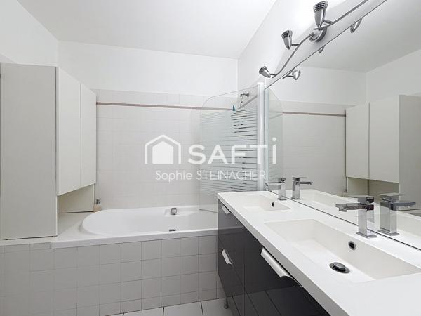 Appartement 3 chambres avec jardin, box, parking