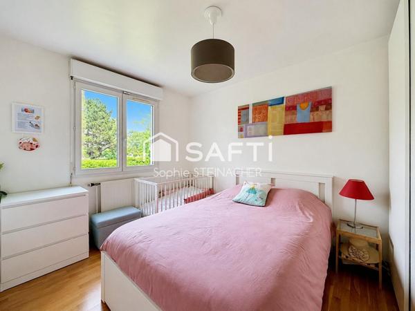 Appartement 3 chambres avec jardin, box, parking