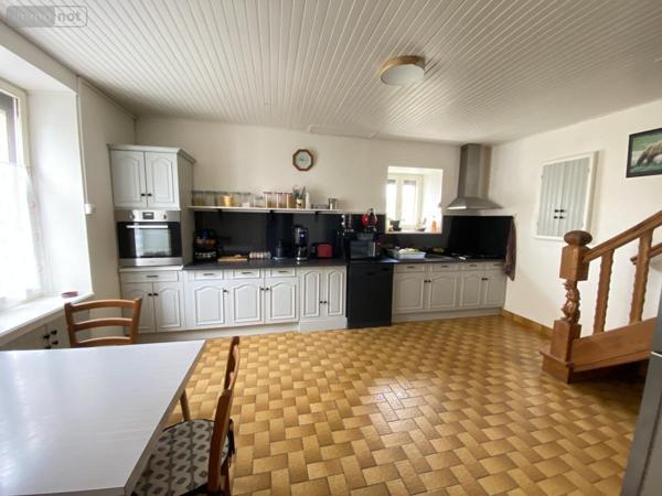 Maison à vendre à Guerlédan dans les Côtes-d'Armor (22530), ref : 22110-2205