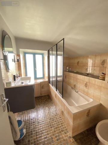 Maison à vendre à Guerlédan dans les Côtes-d'Armor (22530), ref : 22110-2205