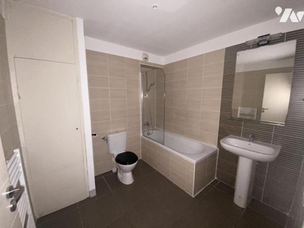 AVIGNON intra-muros T2 rénové