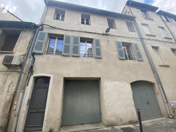 AVIGNON intra-muros T2 rénové