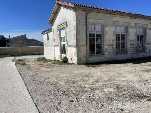 ENSEMBLE IMMOBILIER A RENOVER