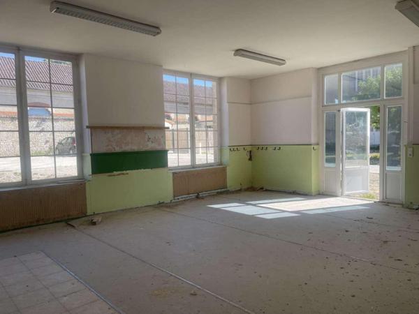 ENSEMBLE IMMOBILIER A RENOVER