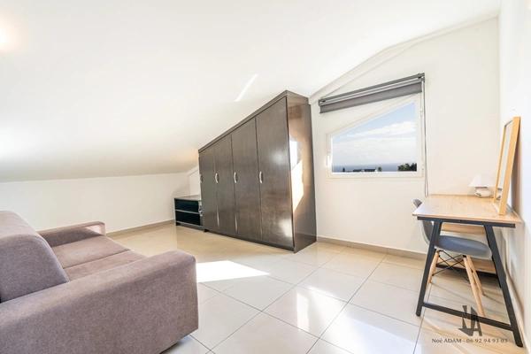 Appartement T4 de 100m2 -vue mer panoramique-la Bretagne Saint-Denis
