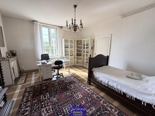 Maison 6 pièce(s) 5 chambre(s) 232 m²