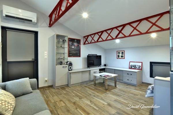VILLA 3 FACES - 320 m2 + TERRAIN CONSTRUCTIBLE