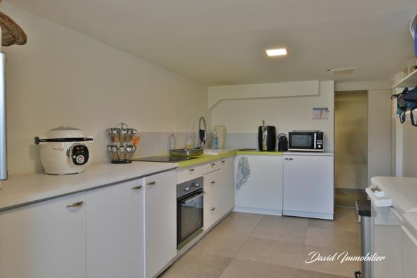 VILLA 3 FACES - 320 m2 + TERRAIN CONSTRUCTIBLE