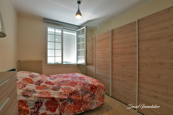 VILLA 3 FACES - 320 m2 + TERRAIN CONSTRUCTIBLE