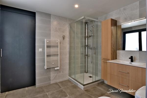 VILLA 3 FACES - 320 m2 + TERRAIN CONSTRUCTIBLE