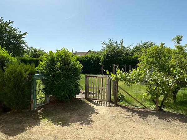 Maison 3 chambres avec garage et jardin !
