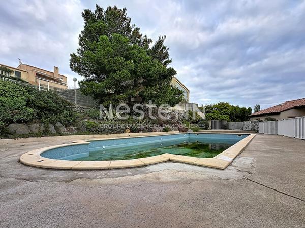 Vue mer panoramique pour cet appartement en rez-de-chaussée