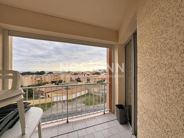 Vue mer panoramique pour cet appartement en rez-de-chaussée