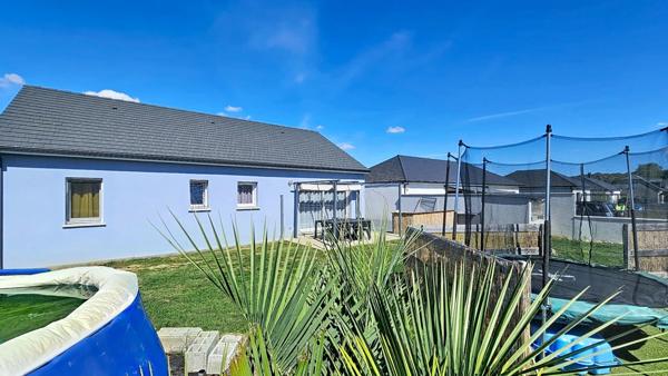 Maison plain pied avec double garage à vendre 5 pièces LOUEY (65)
