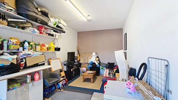 Maison plain pied avec double garage à vendre 5 pièces LOUEY (65)