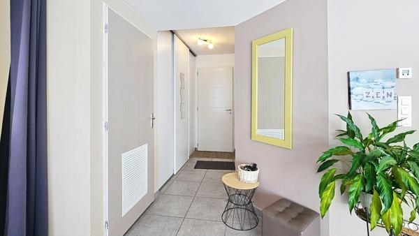 Maison plain pied avec double garage à vendre 5 pièces LOUEY (65)