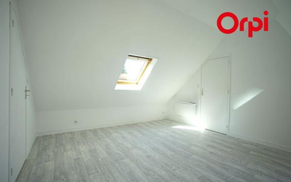 Immeuble à vendre    12 pièces •  Bernay