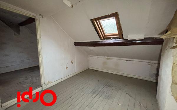 Immeuble à vendre    12 pièces •  Bernay