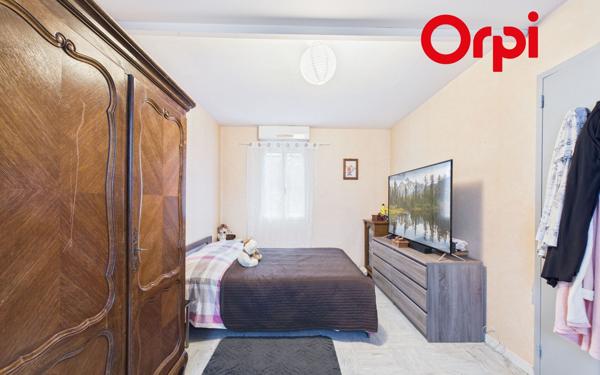 Immeuble à vendre    12 pièces •  Bernay