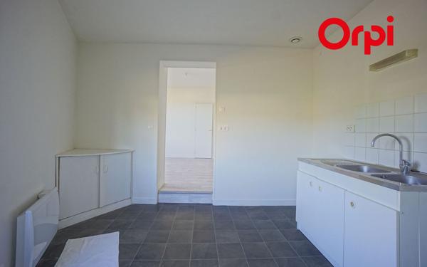 Immeuble à vendre    12 pièces •  Bernay