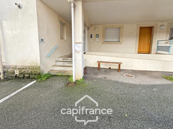 À vendre – Appartement T2 de 37 m² – Centre-ville de Pontivy – Vue Blavet