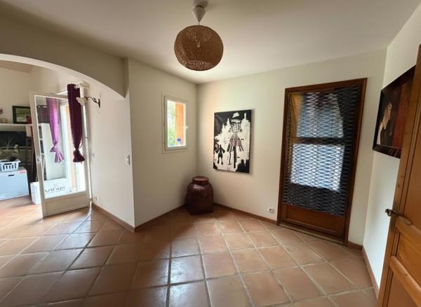 Villa Individuelle 3P 97 m2 sur 1700m2 de Terrain plat